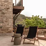 Villa La De Madeleine - Stone With Outdoor Hot Tub In Arcadia, Peloponnese