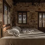 Villa La De Madeleine - Stone With Outdoor Hot Tub In Arcadia, Peloponnese *
