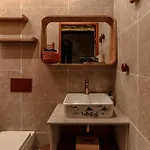 Villa La De Madeleine - Stone With Outdoor Hot Tub In Arcadia, Peloponnese Ájosz Joánisz