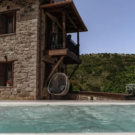 Villa La De Madeleine - Stone With Outdoor Hot Tub In Arcadia, Peloponnese *