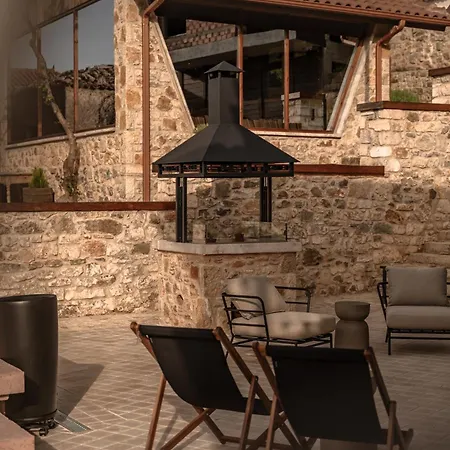 La De Madeleine - Stone With Outdoor Hot Tub In Arcadia, Peloponnese *