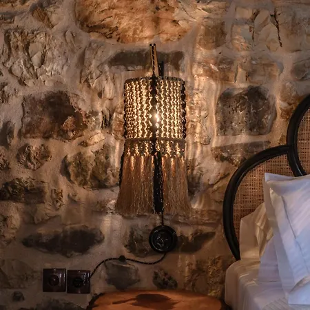 La De Madeleine - Stone With Outdoor Hot Tub In Arcadia, Peloponnese ヴィラ Áyios Ioánnis