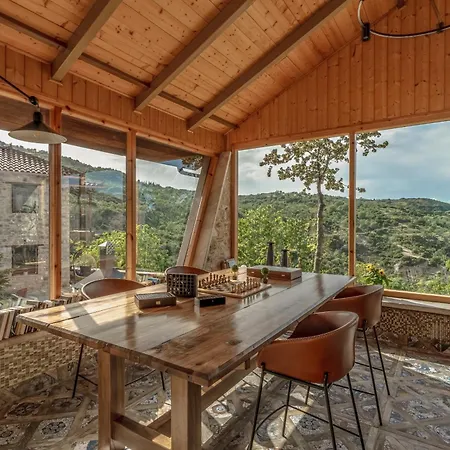 Villa La De Madeleine - Stone With Outdoor Hot Tub In Arcadia, Peloponnese Agios Ioannis (Arcadia)