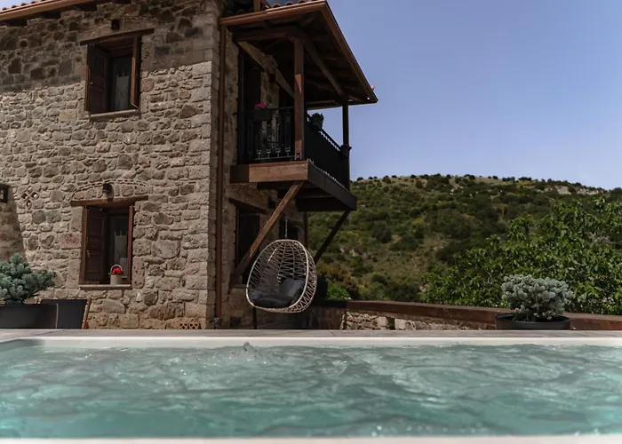 Villa La De Madeleine - Stone With Outdoor Hot Tub In Arcadia, Peloponnese *