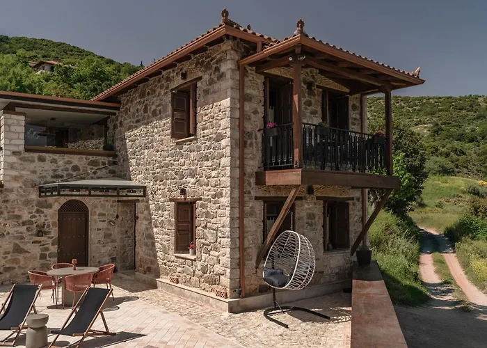 Villa La De Madeleine - Stone With Outdoor Hot Tub In Arcadia, Peloponnese