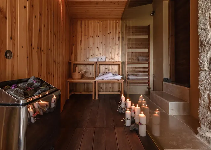 La De Madeleine - Stone With Outdoor Hot Tub In Arcadia, Peloponnese Villa *